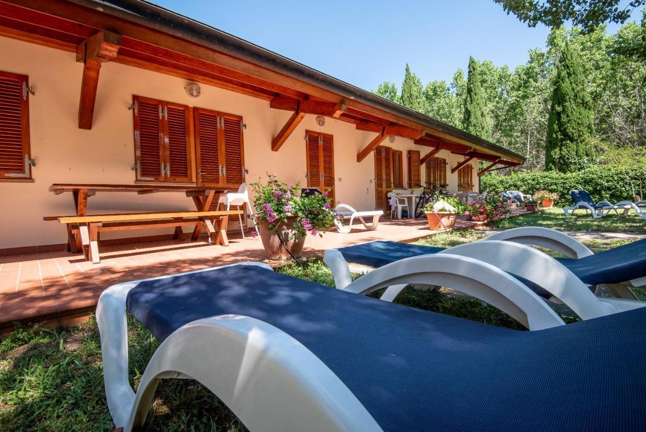 Ghiacci Vecchi Residence Venturina Terme Exterior foto